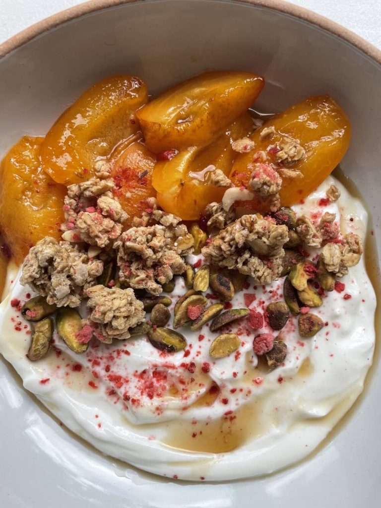 peach granola