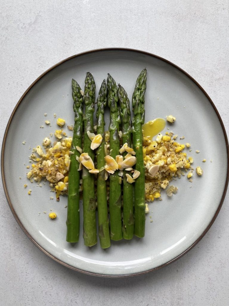 asparagus a la polognese