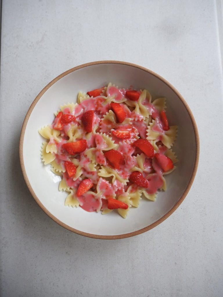 Ribbon pasta with strawberries​